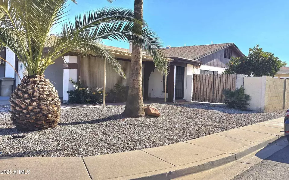 5141 W PERSHING Avenue, Glendale, AZ 85304