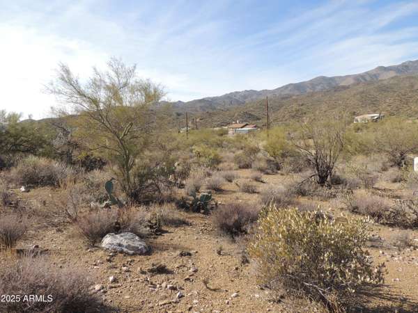 31995 S MAGGIE MINE Road #0, Black Canyon City, AZ 85324