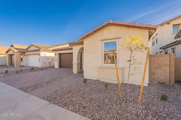 Queen Creek, AZ 85142,21259 E SPARROW Drive