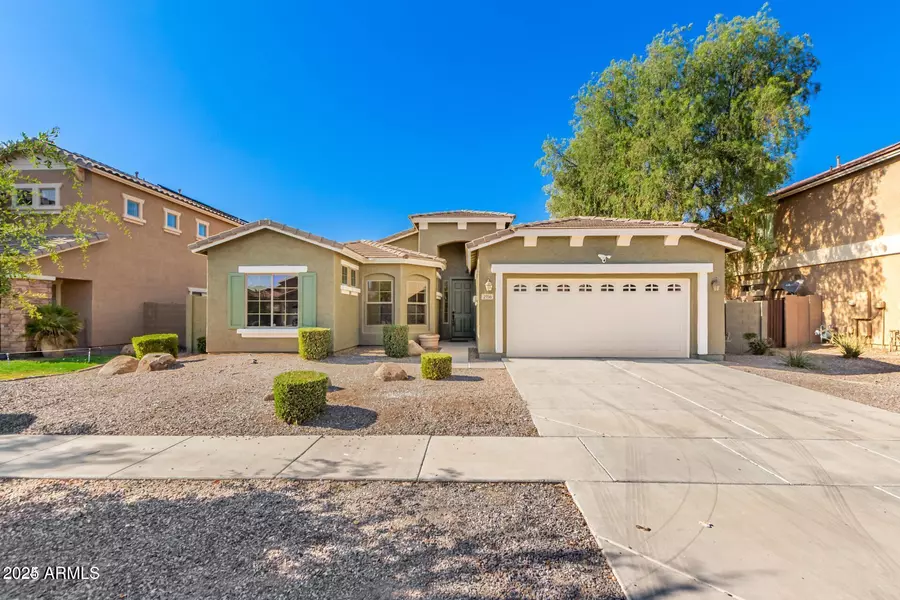 2956 E Santa Fe Lane, Gilbert, AZ 85297