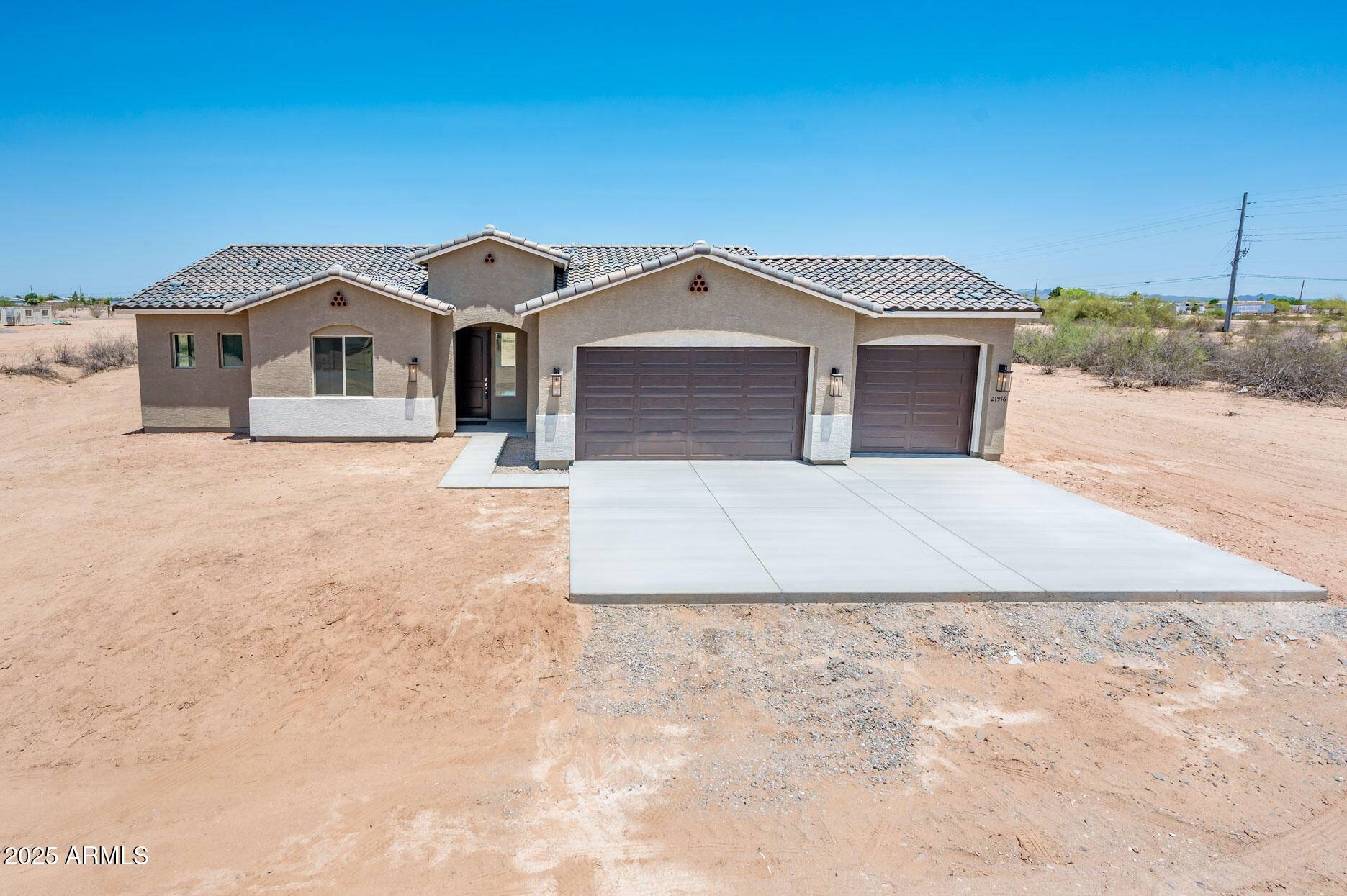 Wittmann, AZ 85361,21916 W Duane Lane