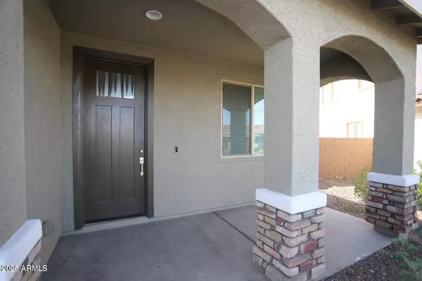 Phoenix, AZ 85042,7028 S 12TH Place