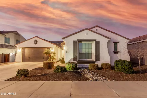 10496 W COTTONTAIL Lane, Peoria, AZ 85383