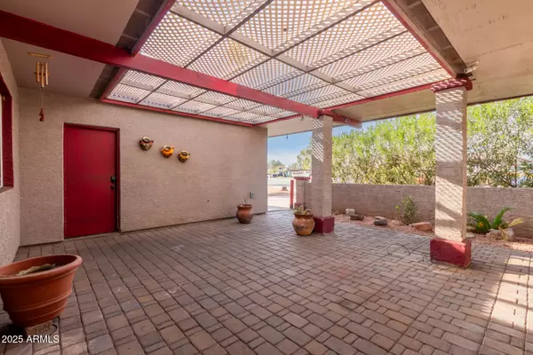 Phoenix, AZ 85031,5715 W HEATHERBRAE Drive