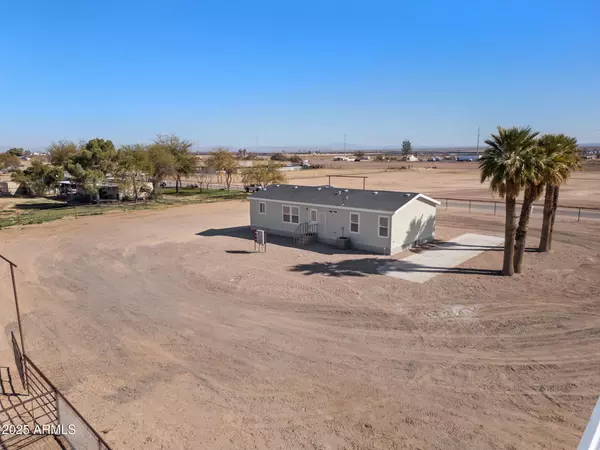 Coolidge, AZ 85128,64 N DESERT Lane