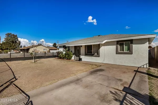 Mesa, AZ 85210,927 S GRAND --