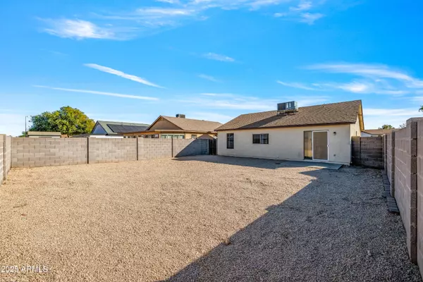 El Mirage, AZ 85335,11782 W COLUMBINE Drive