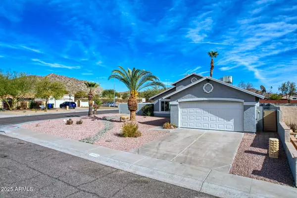 Phoenix, AZ 85024,18843 N 15TH Place