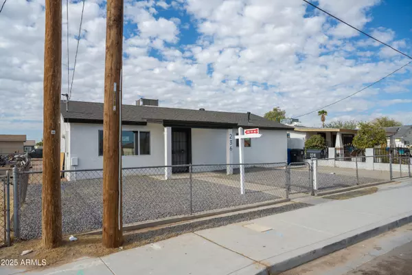 Avondale, AZ 85323,236 S 2ND Street