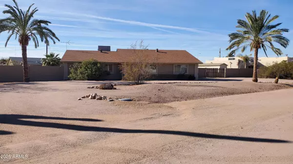 1351 S Idaho Road, Apache Junction, AZ 85119