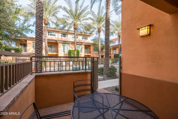 Paradise Valley, AZ 85253,6940 E COCHISE Road #1011