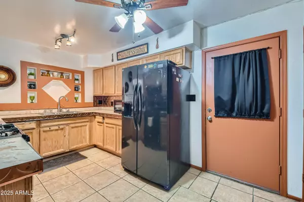 Phoenix, AZ 85040,2550 E CORONA Avenue