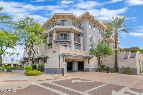 3801 N GOLDWATER Boulevard #204, Scottsdale, AZ 85251