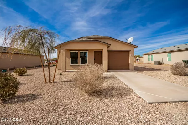 32014 N REDDING Street, Wittmann, AZ 85361