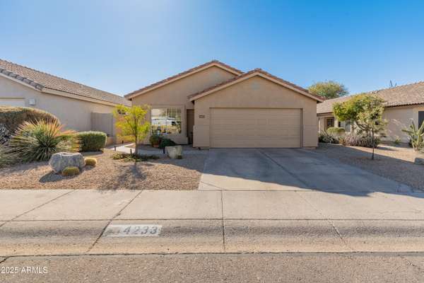 4233 E CREOSOTE Drive, Cave Creek, AZ 85331