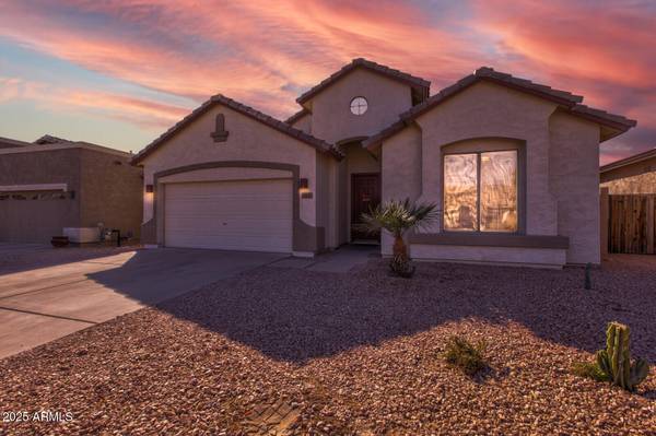 169 E CANARY Court, San Tan Valley, AZ 85143