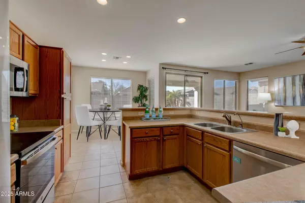 San Tan Valley, AZ 85143,169 E CANARY Court