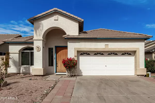 368 W FAIRWAY Place, Chandler, AZ 85225