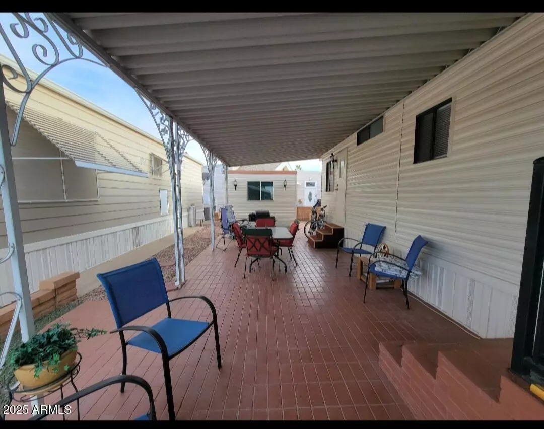 Apache Junction, AZ 85119,1494 W PAWNEE Avenue