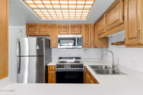 10330 W Thunderbird Boulevard #C119, Sun City, AZ 85351