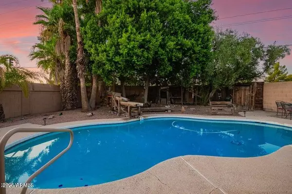 Gilbert, AZ 85233,334 W ASPEN Avenue