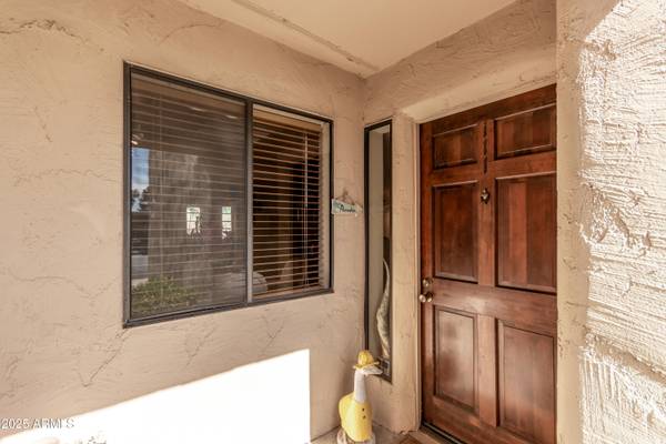 9270 E MISSION Lane #111, Scottsdale, AZ 85258