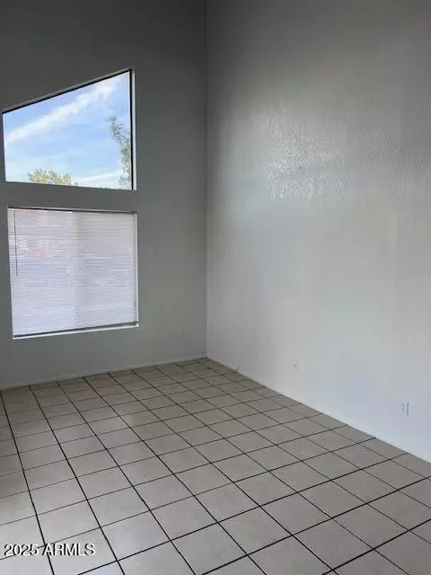 Glendale, AZ 85301,4730 W NORTHERN Avenue #1122