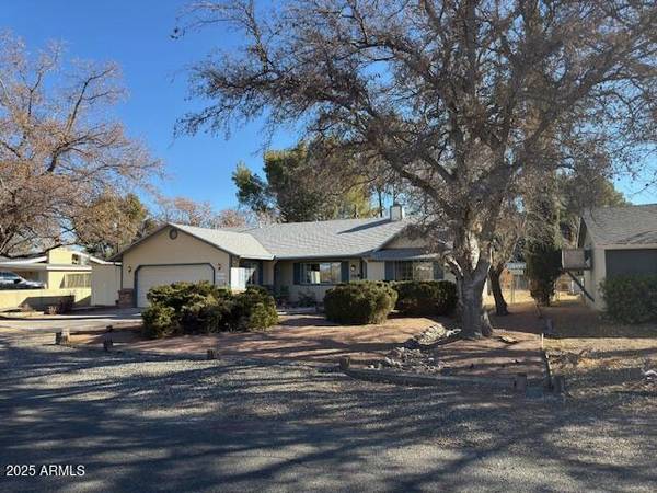 4024 E LAKE SHORE Drive, Rimrock, AZ 86335