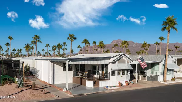 269 CINNABAR Drive, Apache Junction, AZ 85119