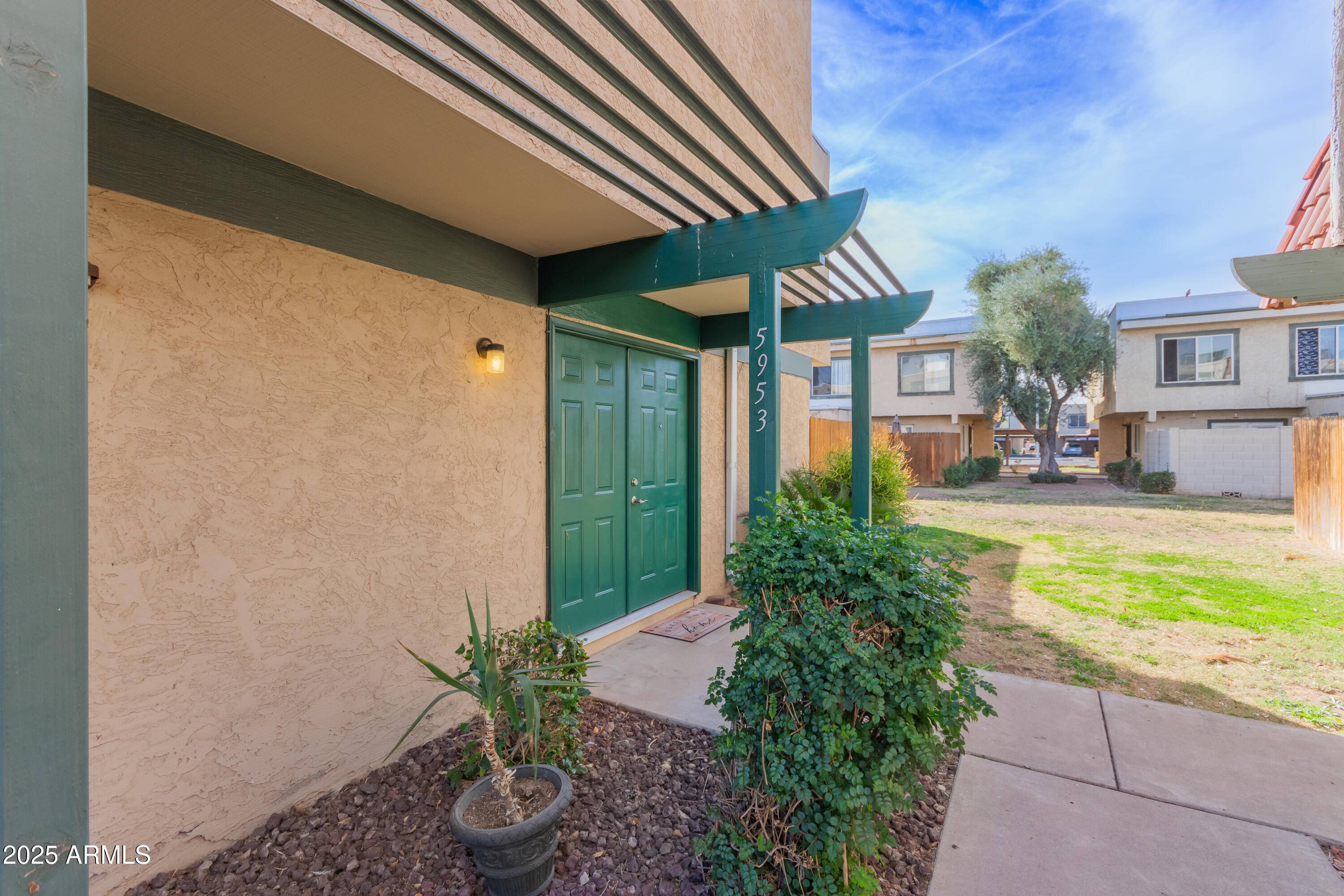 Glendale, AZ 85302,5953 W TOWNLEY Avenue