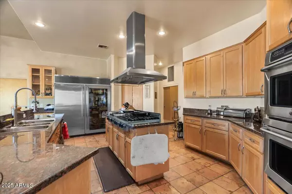 Cave Creek, AZ 85331,42221 N DEER TRAIL Road