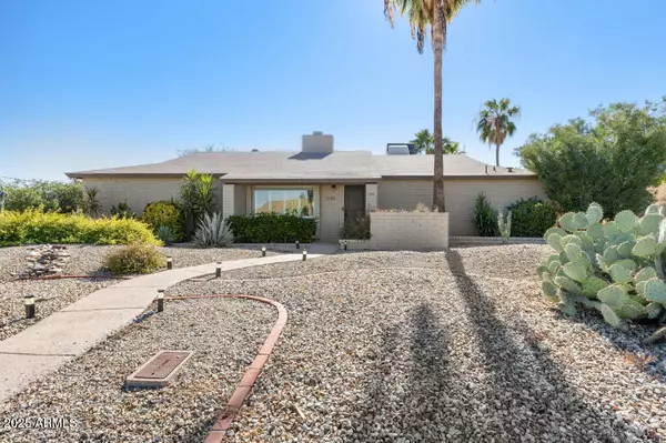2343 E CHOLLA Street, Phoenix, AZ 85028