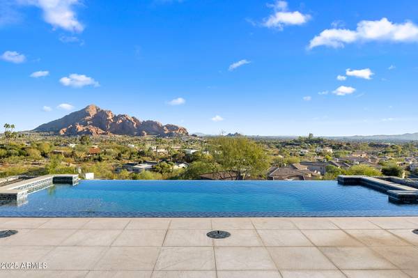 Paradise Valley, AZ 85253,6850 N 39TH Place