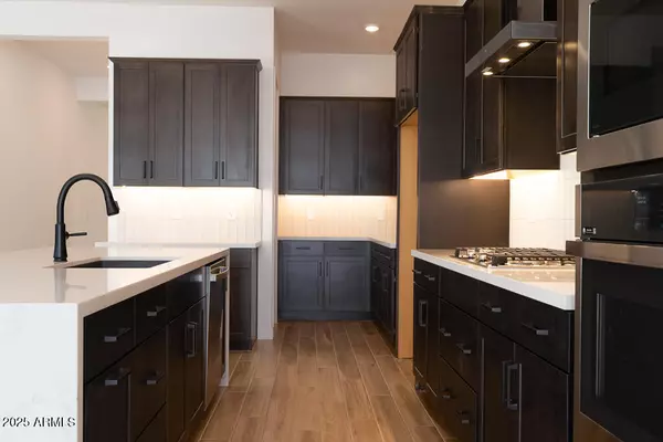 Chandler, AZ 85249,1436 E CHERRYWOOD Place