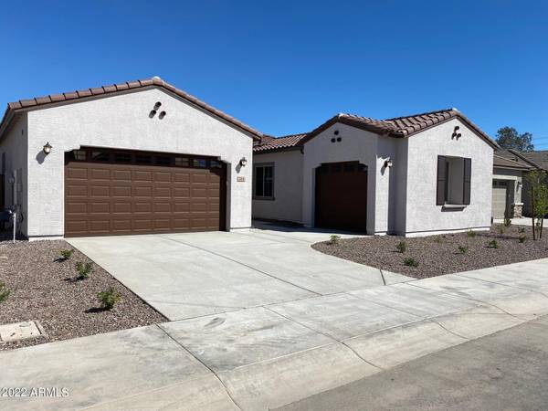 214 E TAURUS Place, Chandler, AZ 85249