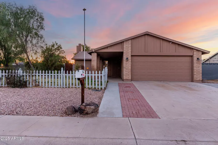 2002 N CENTRAL Drive, Chandler, AZ 85224