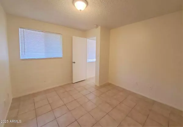 Phoenix, AZ 85029,1519 W DESERT COVE Avenue