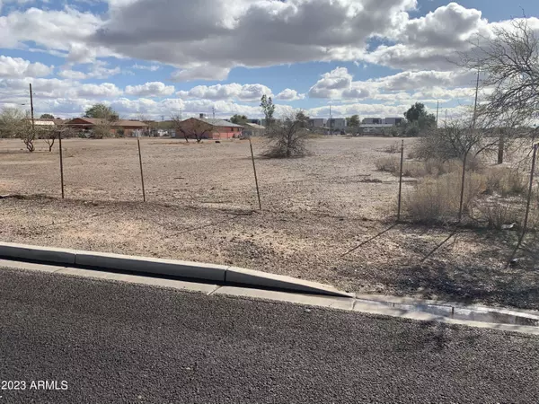 Eloy, AZ 85131,605 W DR MARTIN LUTHER KING JR Street #LOT 4