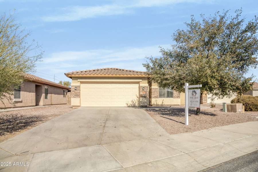 25090 W DOVE Trail, Buckeye, AZ 85326