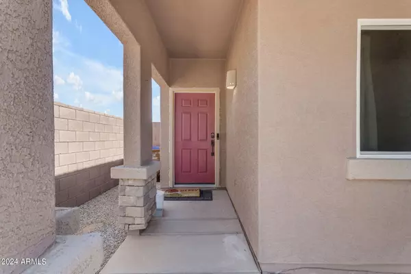 San Tan Valley, AZ 85143,31105 N DESERT HONEYSUCKLE Drive