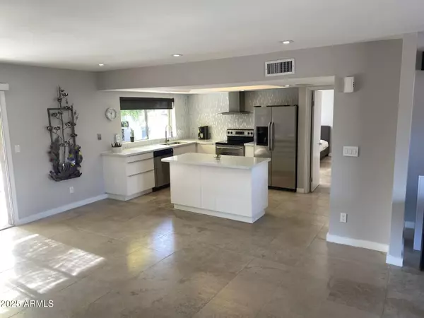 Scottsdale, AZ 85254,6307 E Gelding Drive