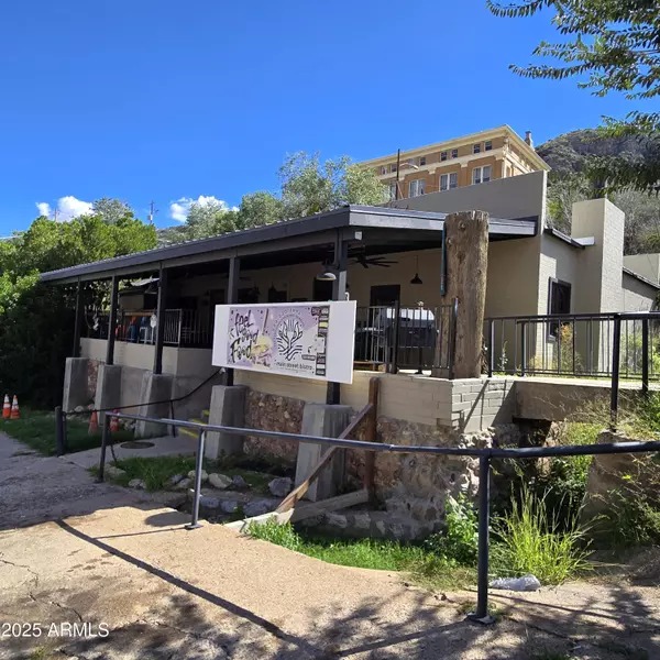 202 Tombstone Canyon, Bisbee, AZ 85603