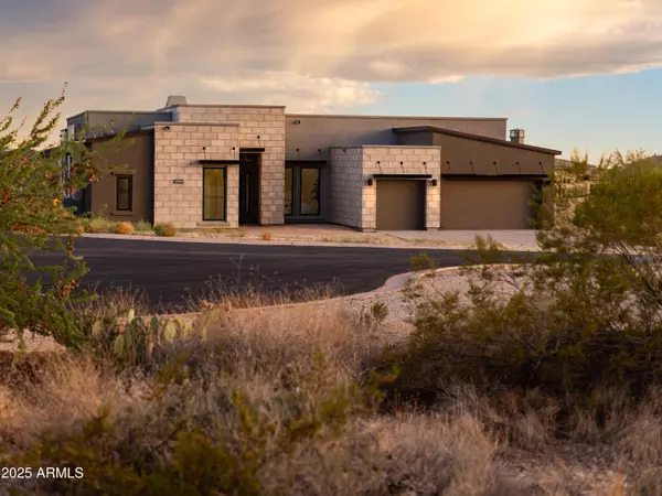 Scottsdale, AZ 85266,35065 N 83rd Place