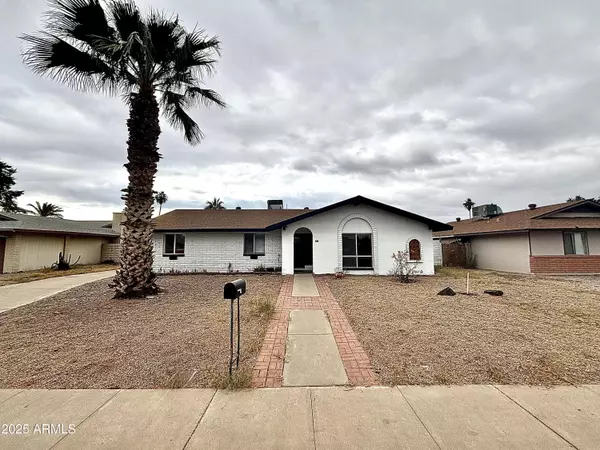 Phoenix, AZ 85029,3841 W CHOLLA Street