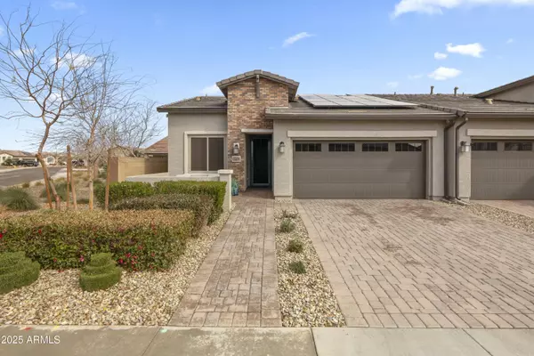 17256 W WEST WIND Drive, Surprise, AZ 85387