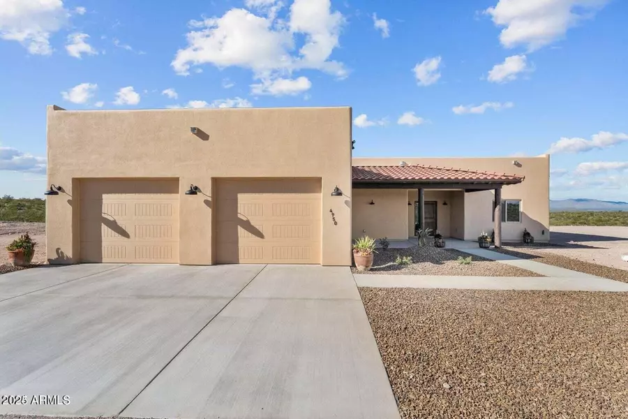 4950 Black Mountain Road, Wickenburg, AZ 85390