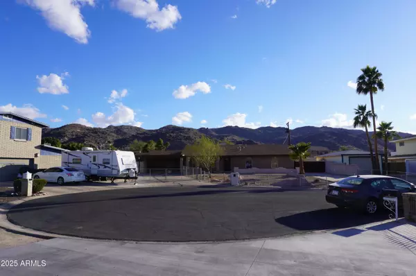 Phoenix, AZ 85042,8643 S 16TH Place