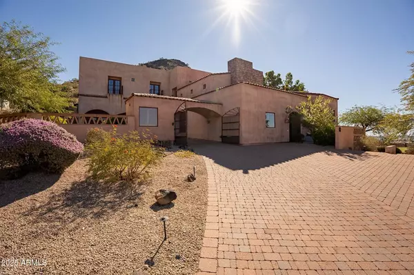 Glendale, AZ 85308,5113 W ARROWHEAD LAKES Drive