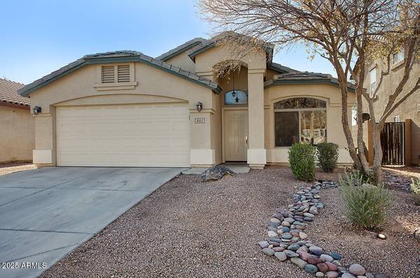 8122 S JENNA Lane, Laveen, AZ 85339