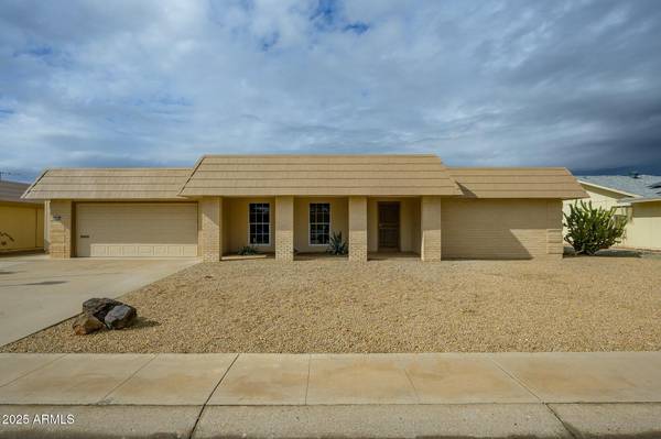 16210 N DESERT HOLLY Drive, Sun City, AZ 85351